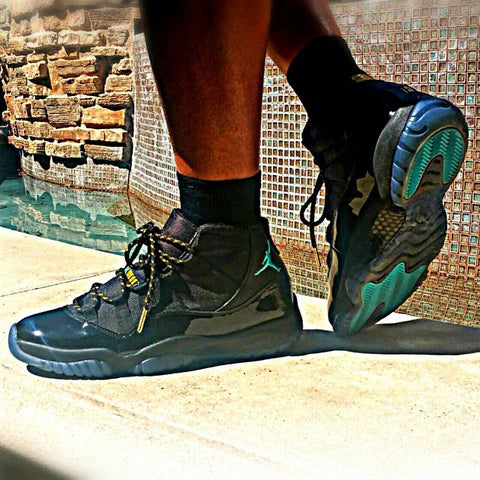 air jordan 11 gamma blue on feet