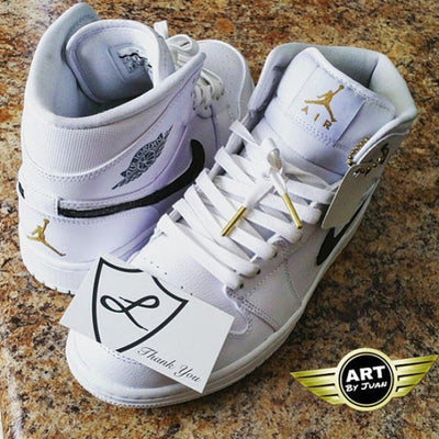 Bağcıklı Bağcıklar x Air Jordan 1